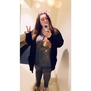 Meet your Posher, Stephanie